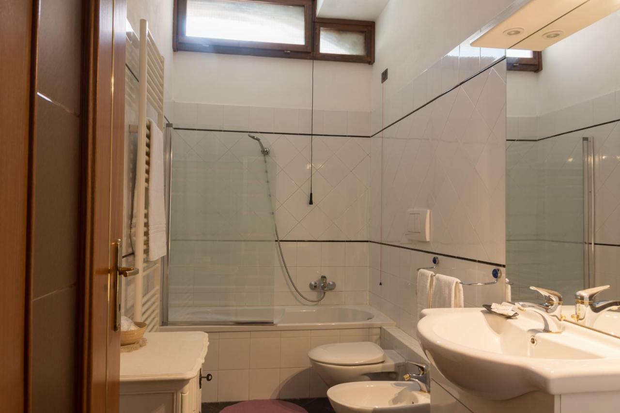 Al Parco Bed & Breakfast Curtatone ภายนอก รูปภาพ